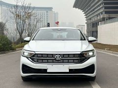 Volkswagen Sagitar 200TSI DSG Excellence Edition - ფოტო 1