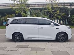 Denza D9 DM-i Smart Drive 1020 AWD Luxury - ფოტო 5