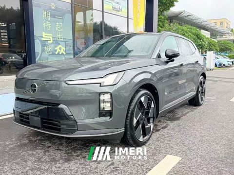 2025 Volvo XC70 Plug-in Hybrid All-Wheel Drive Extended Range Ultra - ავტომობილი ჩინეთიდან