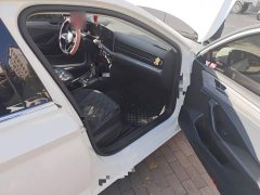 Volkswagen Sagitar 200TSI DSG Excellence Edition - ფოტო 19