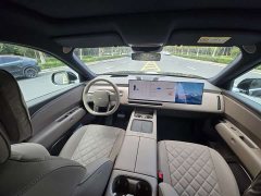 Li Auto Ideal L8 Ultra - photo 3
