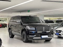 Lincoln Navigator Presidential Series 3.5T - ფოტო 3
