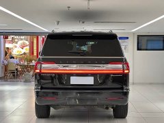Lincoln Navigator Presidential Series 3.5T - ფოტო 6