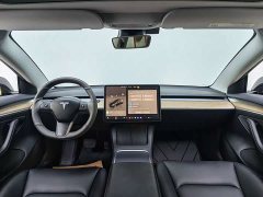 Tesla Model 3 Rear-Wheel Drive - фото 12
