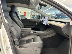 Tesla Model Y Long Range All-Wheel Drive - ფოტო 11