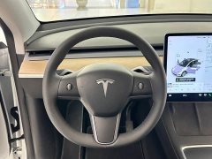 Tesla Model Y Long Range All-Wheel Drive - ფოტო 15