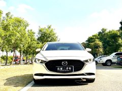 Mazda3 Axela 2.0L Automatic Premium Edition - ფოტო 2