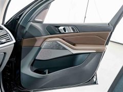 BMW X5 Facelift xDrive 30Li M Sport Premium Package - ფოტო 16