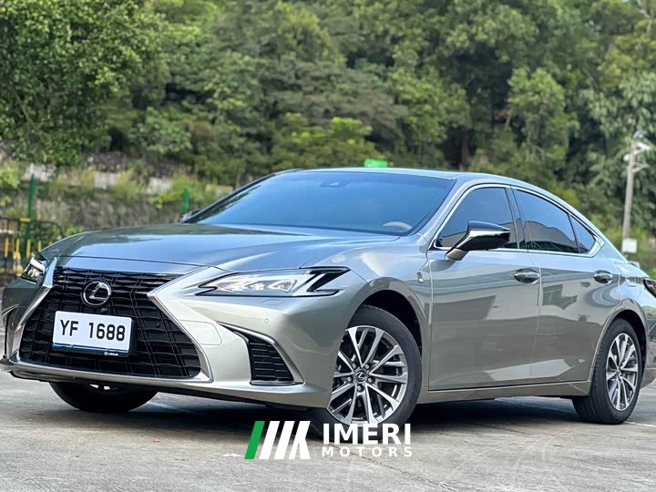 Lexus ES 200 Premium Edition - ავტომობილი ჩინეთიდან