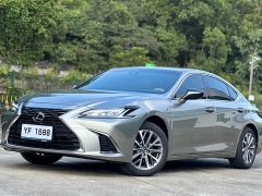 Lexus ES 200 Premium Edition - ფოტო 1