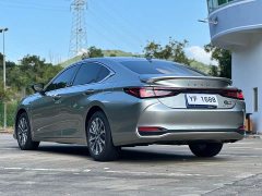 Lexus ES 200 Premium Edition - ფოტო 7
