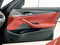 BMW 5 Series 530Li Premier M Sport Package - ფოტო 15
