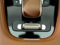 Mercedes-Benz GLE (Imported) Facelift GLE 350 4MATIC Fashion - ფოტო 19
