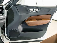Volvo XC60 B5 AWD Smart Luxury Edition - ფოტო 15