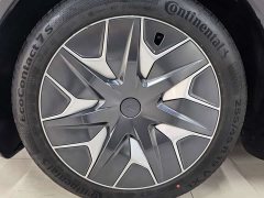 Tesla Model Y L Long Range All-Wheel Drive - ფოტო 13