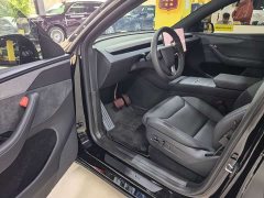 Tesla Model Y L Long Range All-Wheel Drive - ფოტო 4