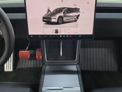 Tesla Model Y L Long Range All-Wheel Drive - ფოტო 8