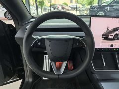 Tesla Model Y L Long Range All-Wheel Drive - ფოტო 9