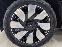 Voyah Lantu Taishan X8 Plug-in Hybrid ULTRA - ფოტო 12