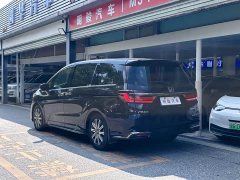 Honda Odyssey 2.0L e:HEV Sharp Smart Edition - ფოტო 4