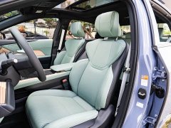Lexus ES 300h - ფოტო 11