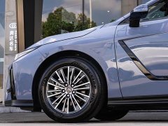 Lexus ES 300h - ფოტო 8