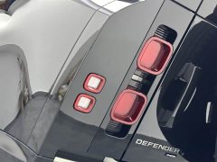 Land Rover Defender Facelift 110 3.0T P400 X-DYNAMIC HSE - ფოტო 19