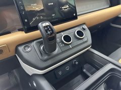 Land Rover Defender Facelift 110 3.0T P400 X-DYNAMIC HSE - ფოტო 8