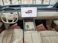 Nio Lerado L90 Ultra Six-Seater - ფოტო 10
