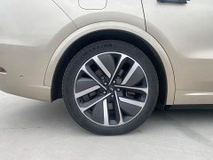 Li Auto L9 Max - ფოტო 10