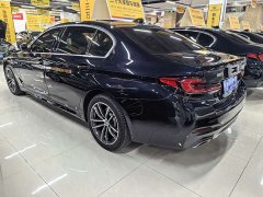 BMW 5 Series 525Li M Sport Package - ფოტო 13