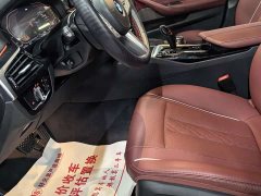 BMW 5 Series 525Li M Sport Package - ფოტო 4