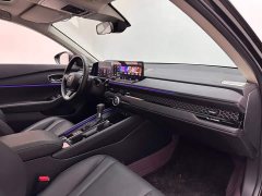 Honda Accord 260TURBO Excellence Edition - ფოტო 11
