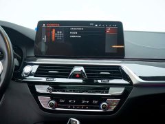 BMW 5 Series Facelift 525Li M Sport Package - ფოტო 17