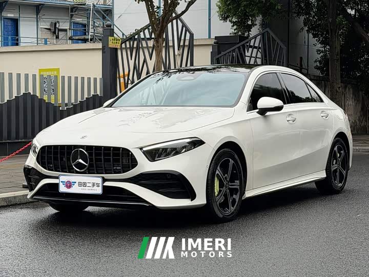 Mercedes-Benz A-Class Facelift A 200 L Fashion Edition