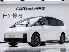 Li Auto MEGA Ultra Smart Refresh Edition - ფოტო 1