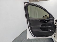 Mercedes-Benz C-Class Facelift C 200 L Sport Edition - ფოტო 17