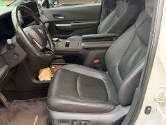 Toyota Sienna 2.5L Hybrid Platinum Edition - ფოტო 4