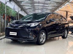Toyota Sienna 2.5L Hybrid Comfort Edition - ფოტო 1
