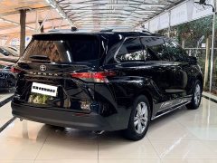 Toyota Sienna 2.5L Hybrid Comfort Edition - ფოტო 10