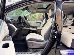 Toyota Sienna 2.5L Hybrid Comfort Edition - ფოტო 3