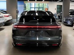 NIO ET5T Natural Wonderland Edition 100kWh Touring - ფოტო 3