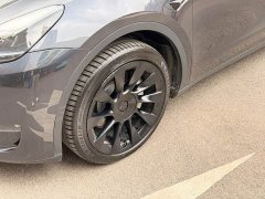 Tesla Model Y Long Range All-Wheel Drive - photo 9