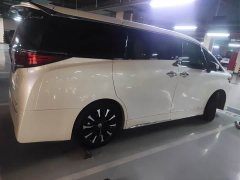 Toyota Alphard Hybrid 2.5L Premium Edition - ფოტო 4