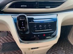 Buick GL8 Land Business Class Smart Edition - ფოტო 18