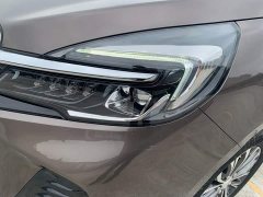 Buick GL8 Land Business Class Smart Edition - ფოტო 6