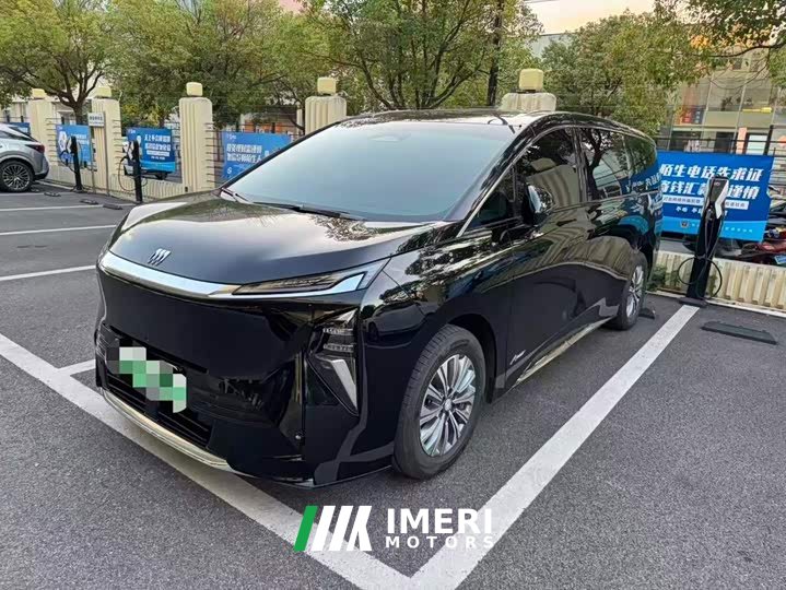 Buick Zhijing Shijia Wanjia Edition - ავტომობილი ჩინეთიდან