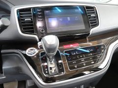 Honda Odyssey 2.0L Deluxe Edition - ფოტო 10