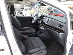 Honda Odyssey 2.0L Deluxe Edition - ფოტო 18