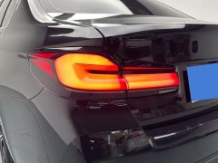 BMW 5 Series Facelift 530Li M Sport Luxury - ფოტო 18